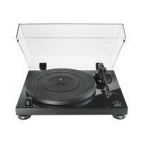 AT-LPW50PB-Belt-Drive-Turntable-Front-
