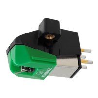 AT-VM95E-Dual-Moving-Magnet-Cartridge-Front-Bottom-Right-Stylus-and-Cartridge-